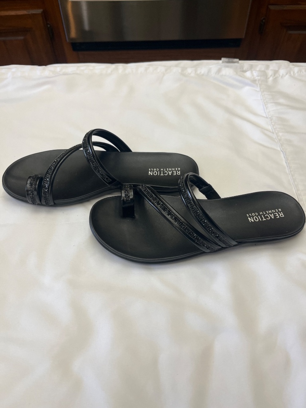 Like New Kenneth Cole Gia Sandal. Sz. 9 M. - Picture 7 of 12